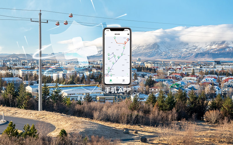 智能配电线路免维护传感器，展示其高可靠设计与线路状态监测功能，适用于智能电网管理。